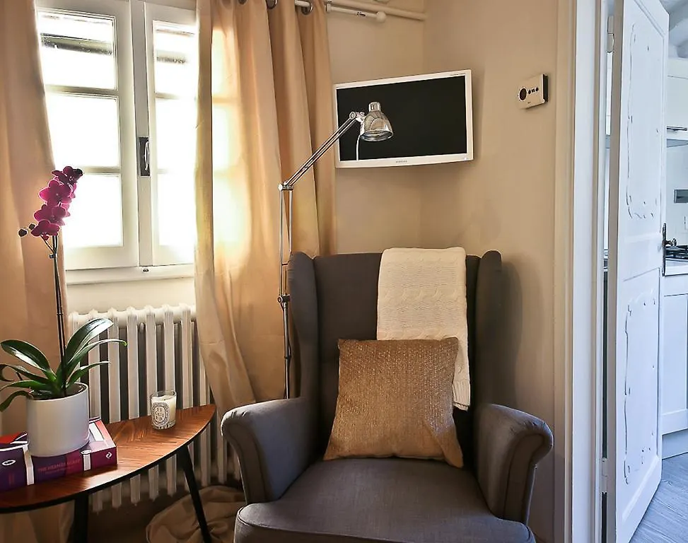 Apartments Florence Pinzochere Mansarda